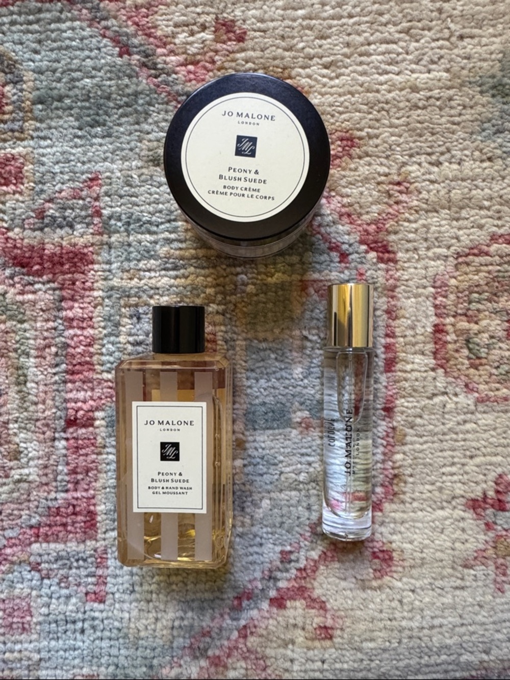 Jo Malone Cream and Black Gift Box with Fragrance Set